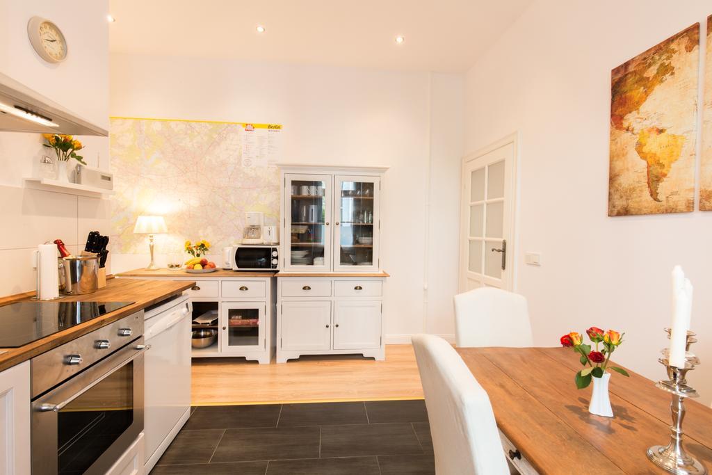 Fritz By Rockchair Apartments L Superhost Status L 3 Bedrooms Boxspringbeds 2 Bathrooms 2 Kitchen - Cozy Family & Business Flair Welcomes You! 베를린 외부 사진