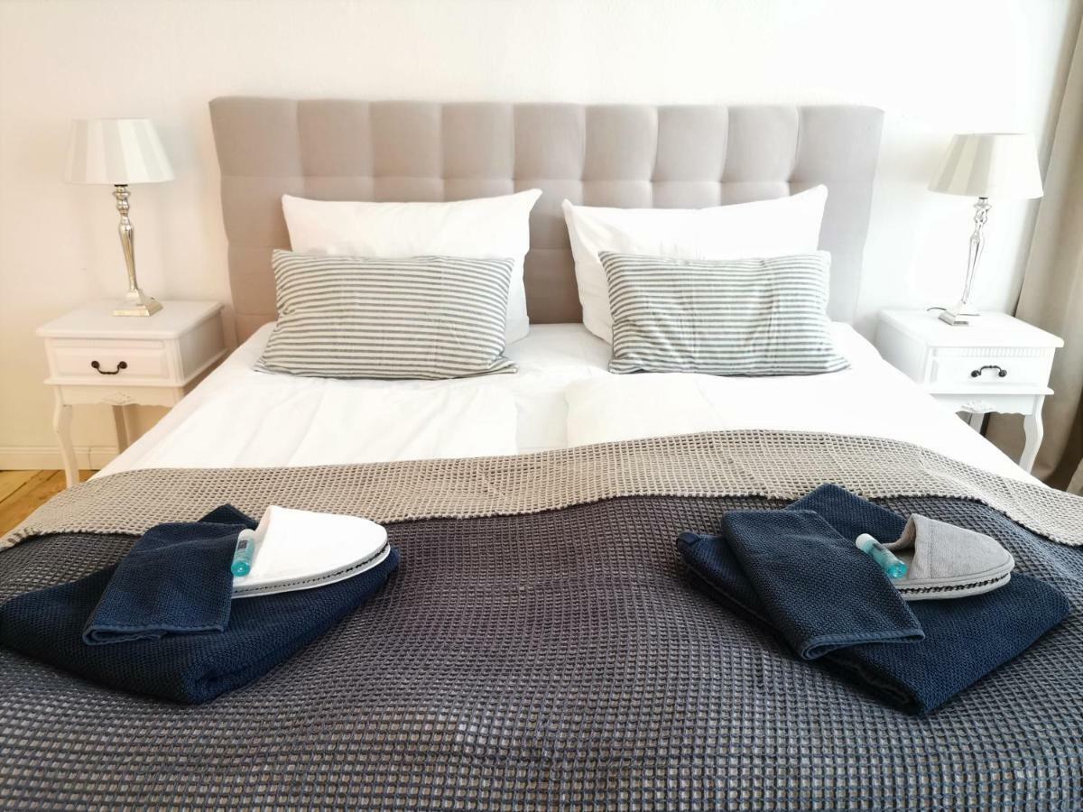 Fritz By Rockchair Apartments L Superhost Status L 3 Bedrooms Boxspringbeds 2 Bathrooms 2 Kitchen - Cozy Family & Business Flair Welcomes You! 베를린 외부 사진